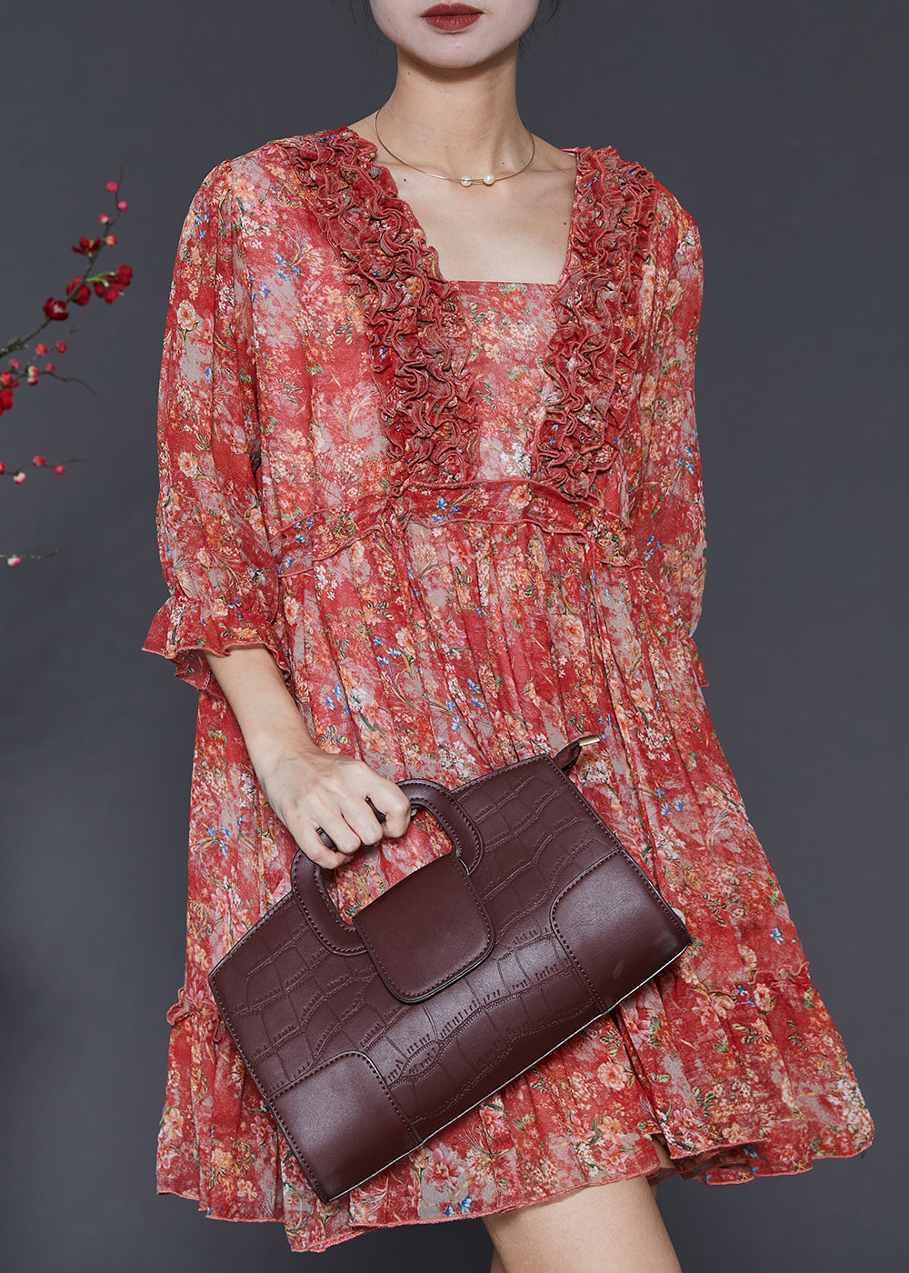 Sophisticated Dress with a Clean Classic Look