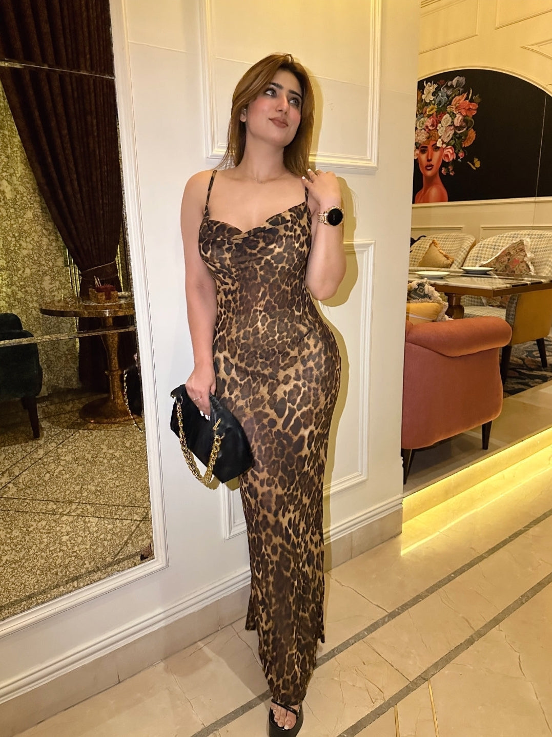 Sophisticated Dress with a Clean Classic Look