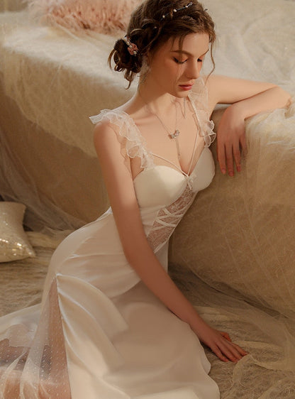 Well Tailored Garment with a Graceful Silhouette