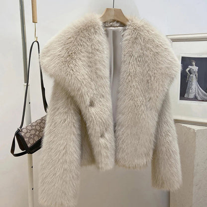 Sophisticated Coat with a Clean Classic Look