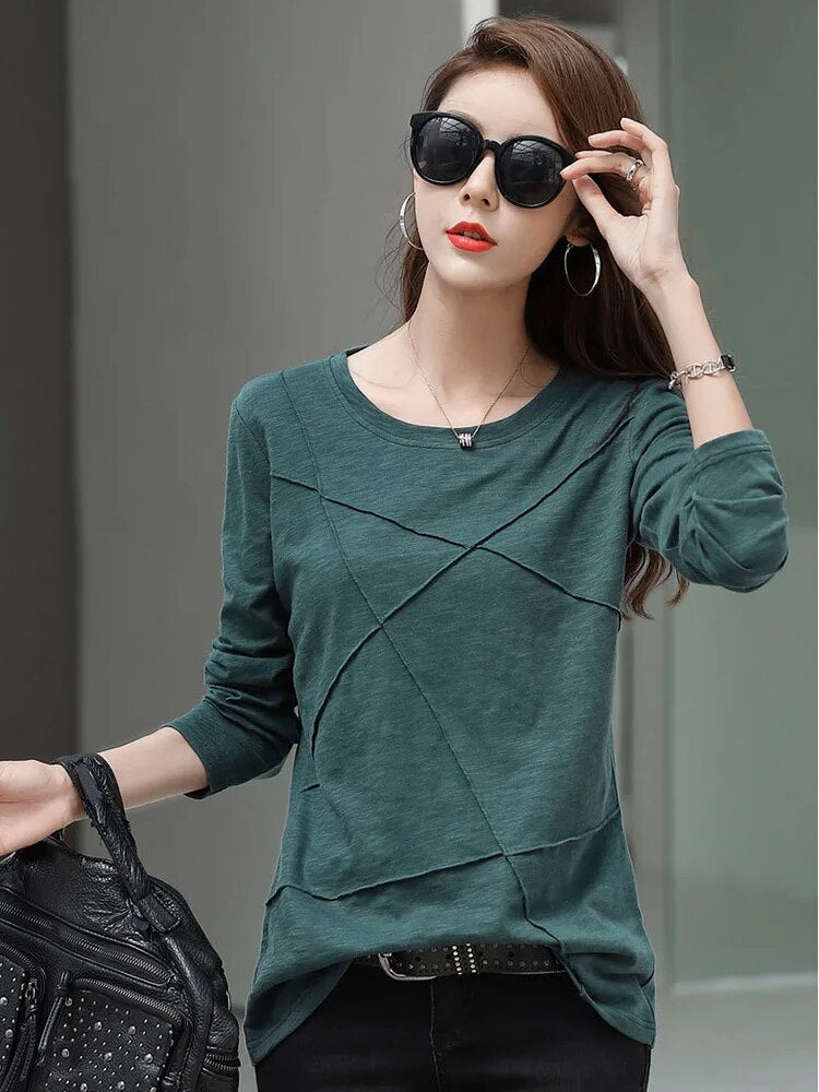 Beautifully Crafted T-Shirt in a Classic Style