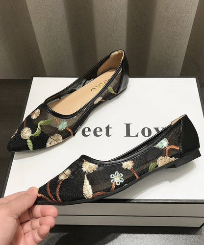 Sophisticated Shoes with a Clean Classic Look