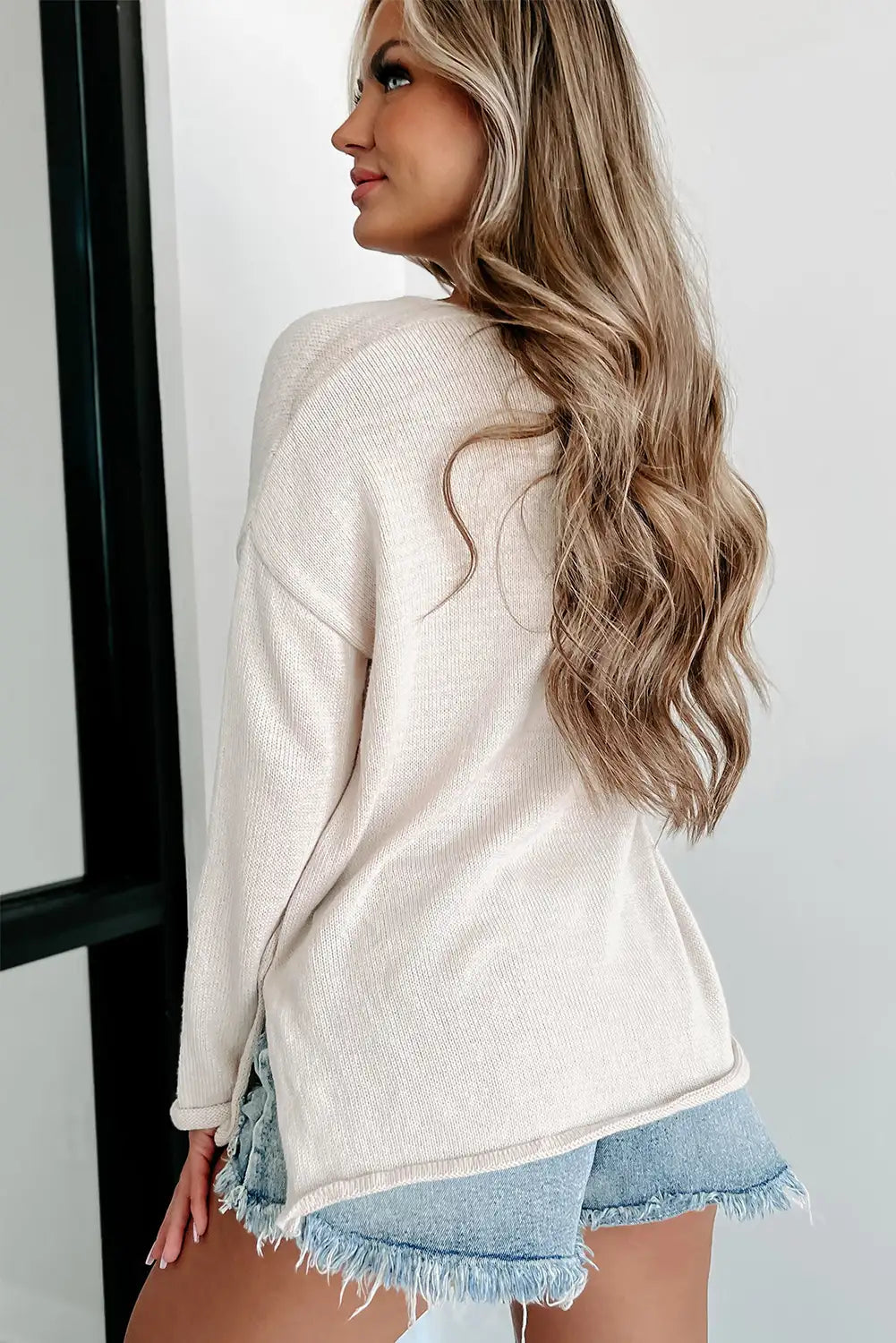 Beautifully Finished Sweater in a Timeless Design