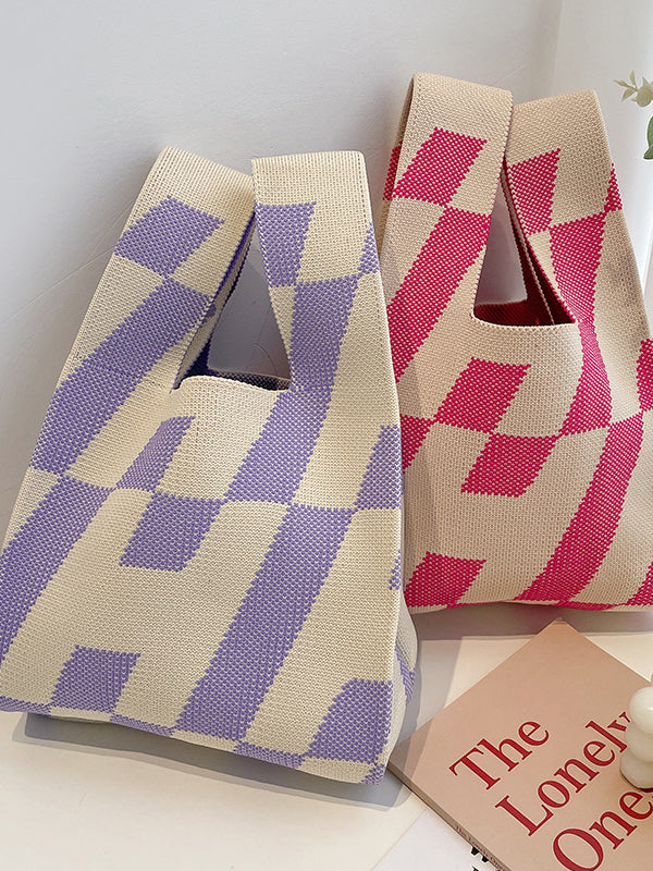 Sophisticated Bag with a Clean Classic Look