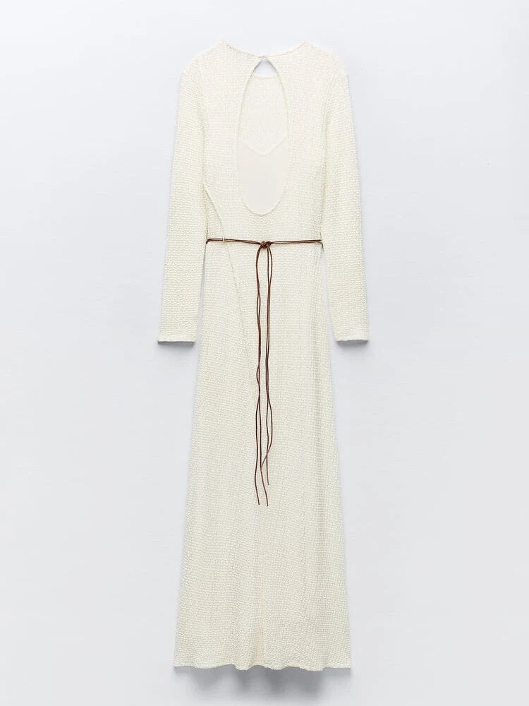 A Vintage Style Dress with Delicate Timeless Details