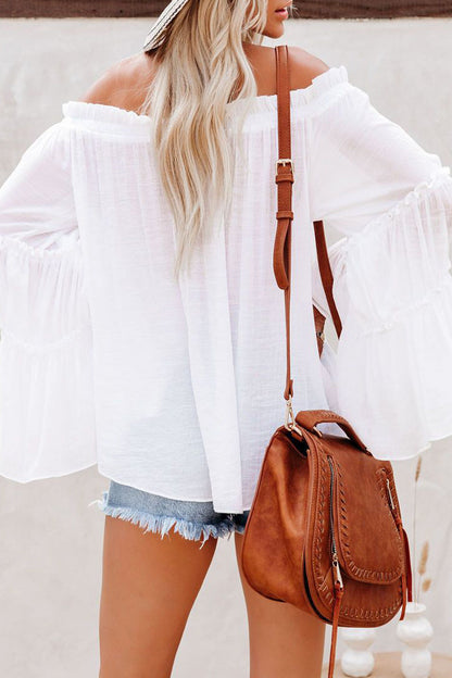 Well Tailored Top with a Graceful Silhouette