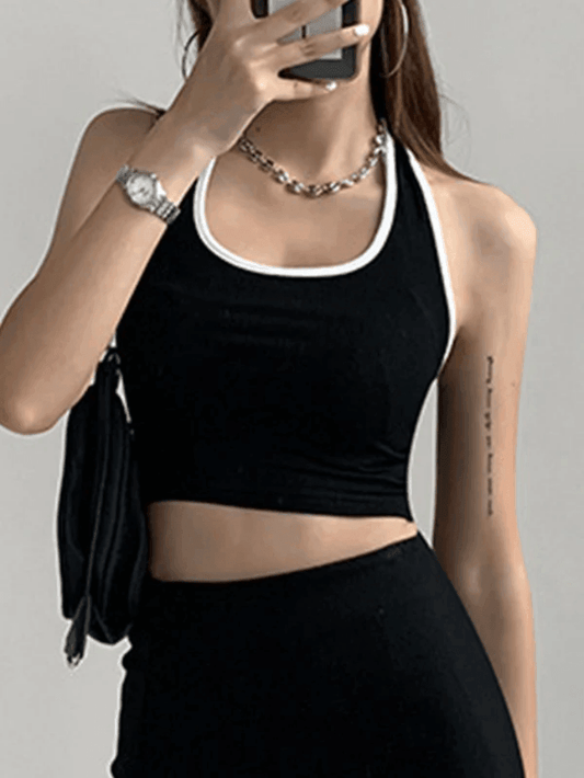 Well Tailored Top with a Graceful Silhouette