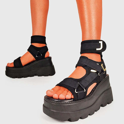 Beautifully Finished Sandals in a Timeless Design