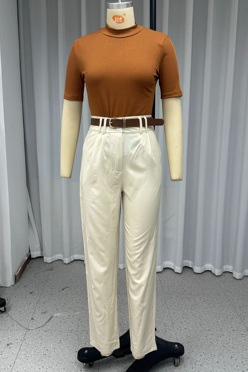 Effortlessly Elegant Garment with a Timeless Design