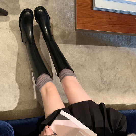 Polished Boots with an Effortless Classic Look