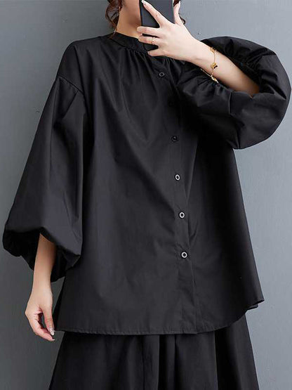 Sophisticated Blouse with a Clean Classic Look