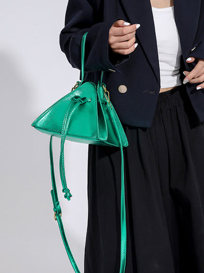 Beautifully Finished Bag in a Timeless Design