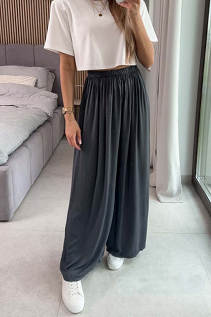 Beautifully Finished Pants in a Timeless Design