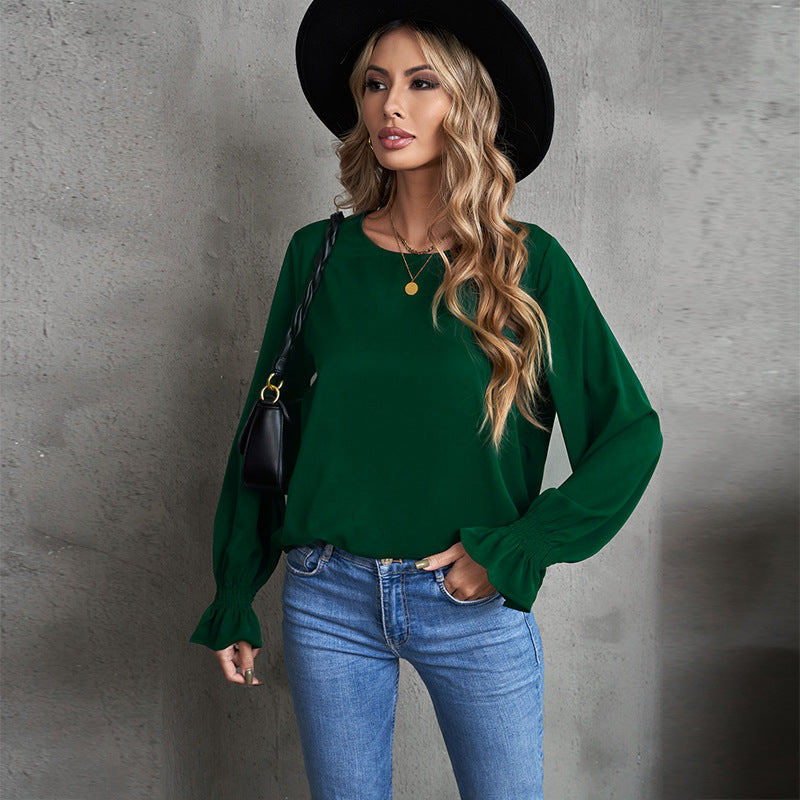 Effortlessly Elegant Pullover with a Timeless Design