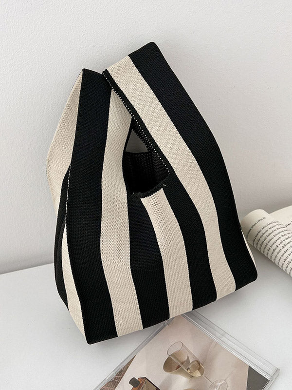Sophisticated Bag with a Clean Classic Look