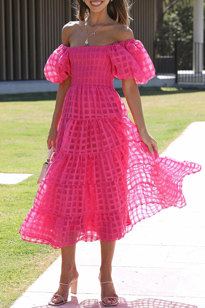 Classic Vintage Dress with a Flattering Fit
