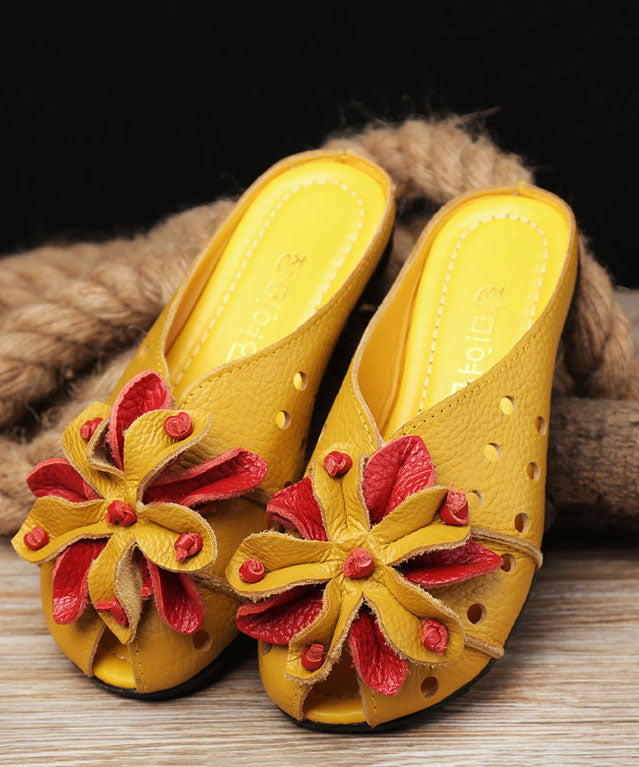 Effortlessly Elegant Sandals with a Timeless Design