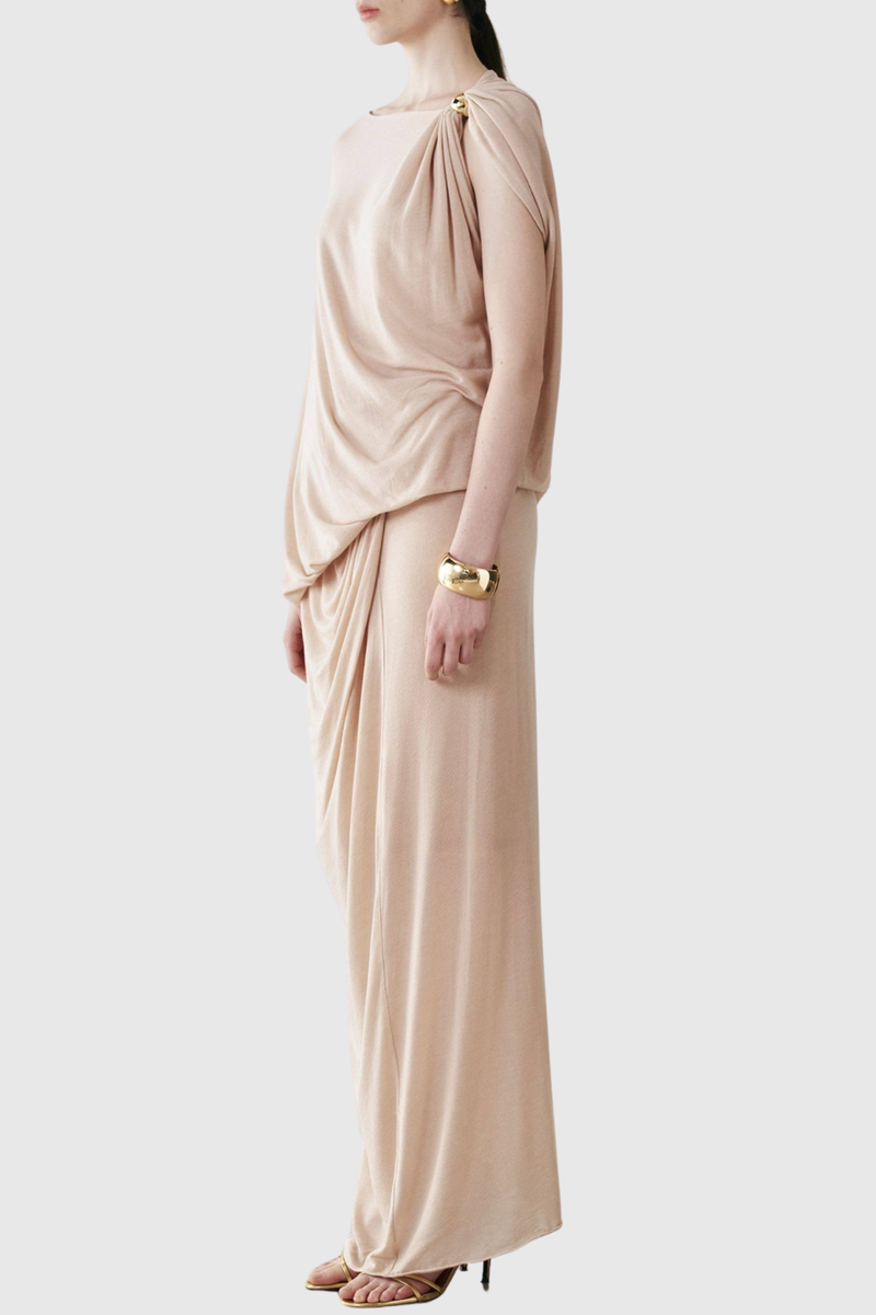 Polished Top with an Effortless Classic Look