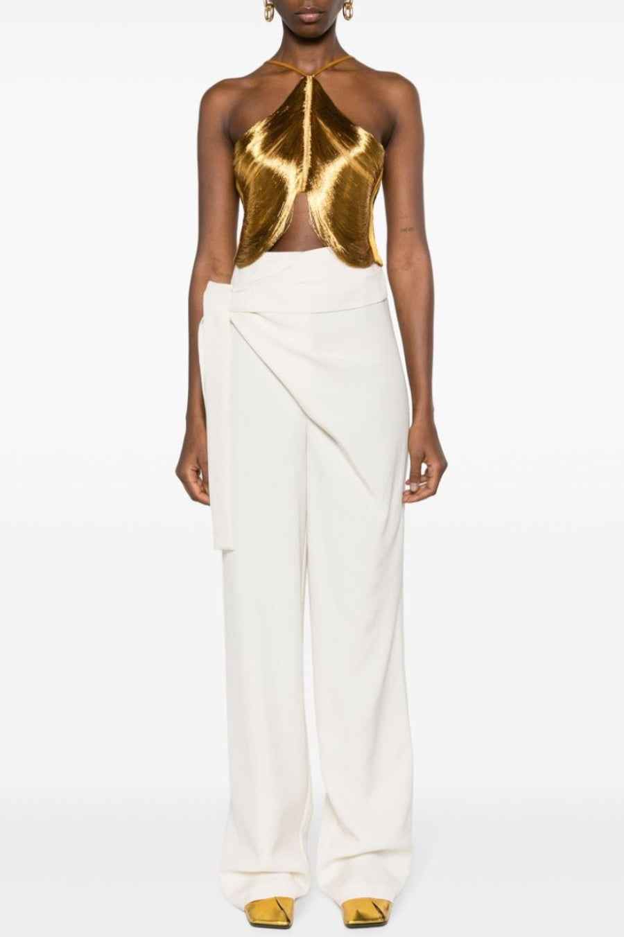 Classic Vintage Top with a Flattering Fit