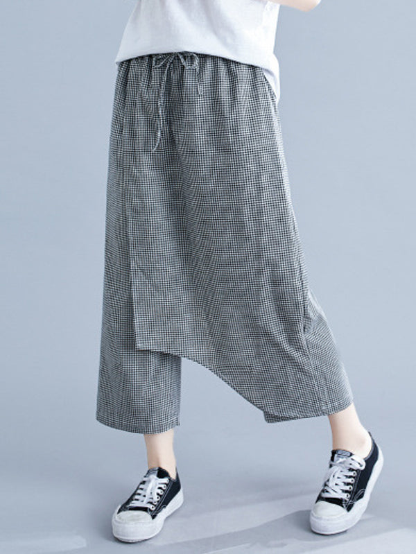 A Vintage Style Pants with Delicate Timeless Details