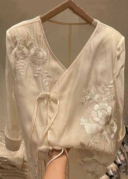 Elegantly Styled Blouse for Everyday Wear