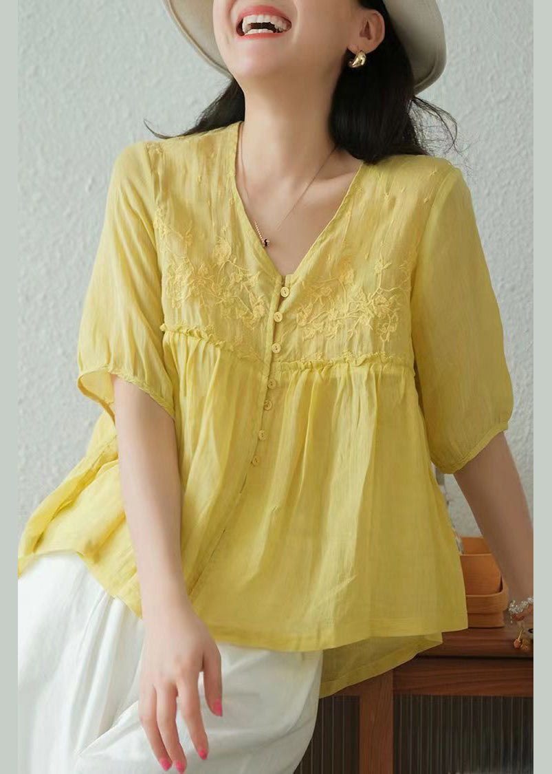 Effortlessly Elegant Shirt with a Timeless Design