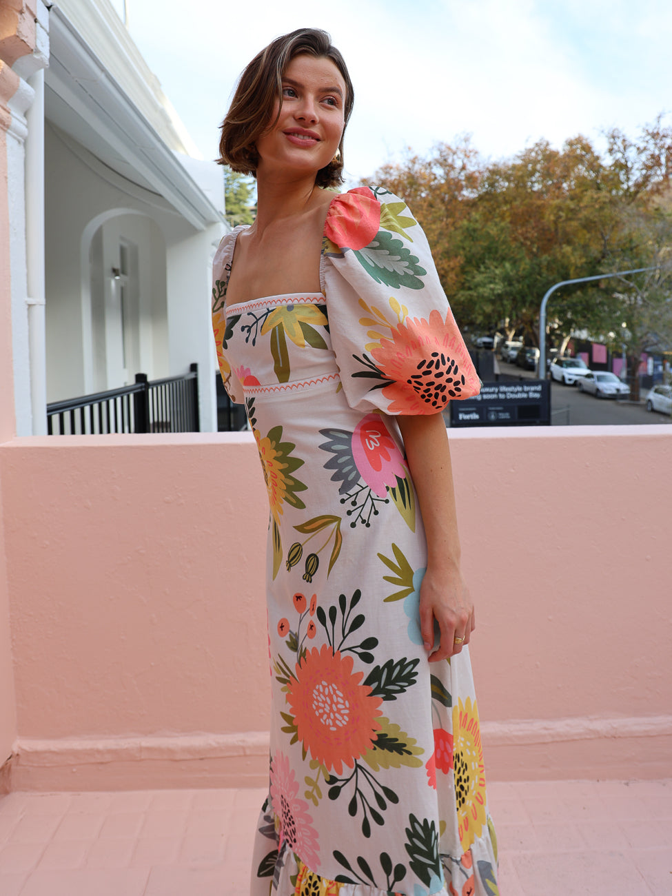 Classic Vintage Dress with a Flattering Fit