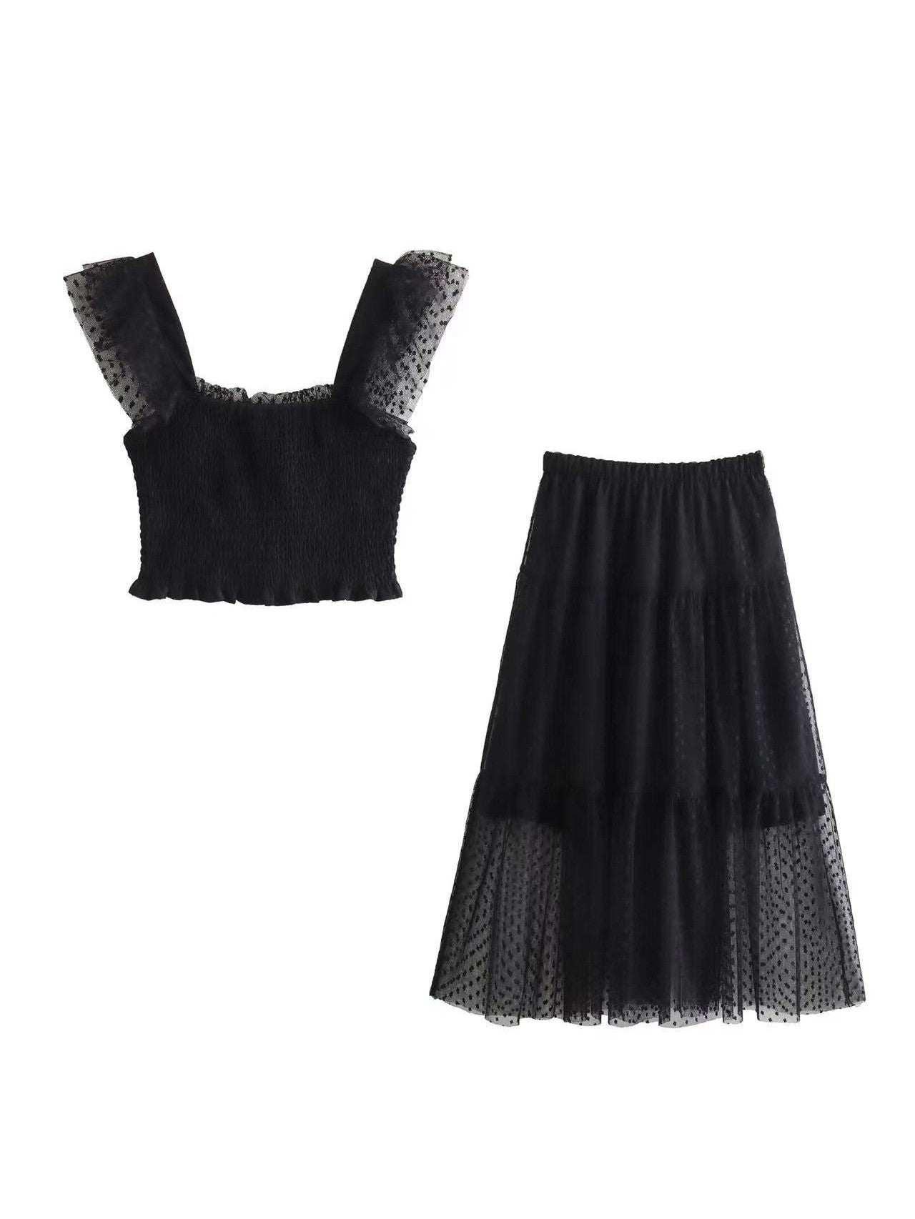 Beautifully Finished Top in a Timeless Design
