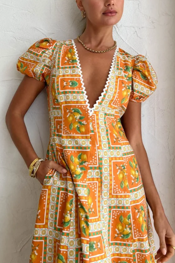Beautifully Finished Garment in a Timeless Design