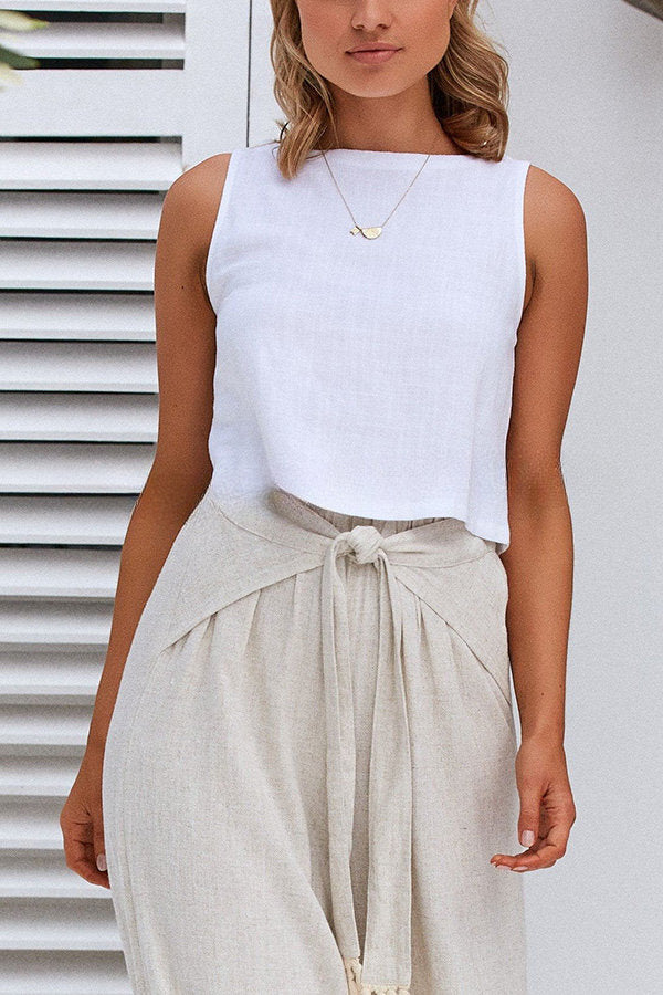 Well Tailored Pants with a Graceful Silhouette
