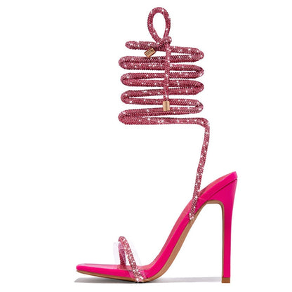 Effortlessly Elegant Sandals with a Timeless Design