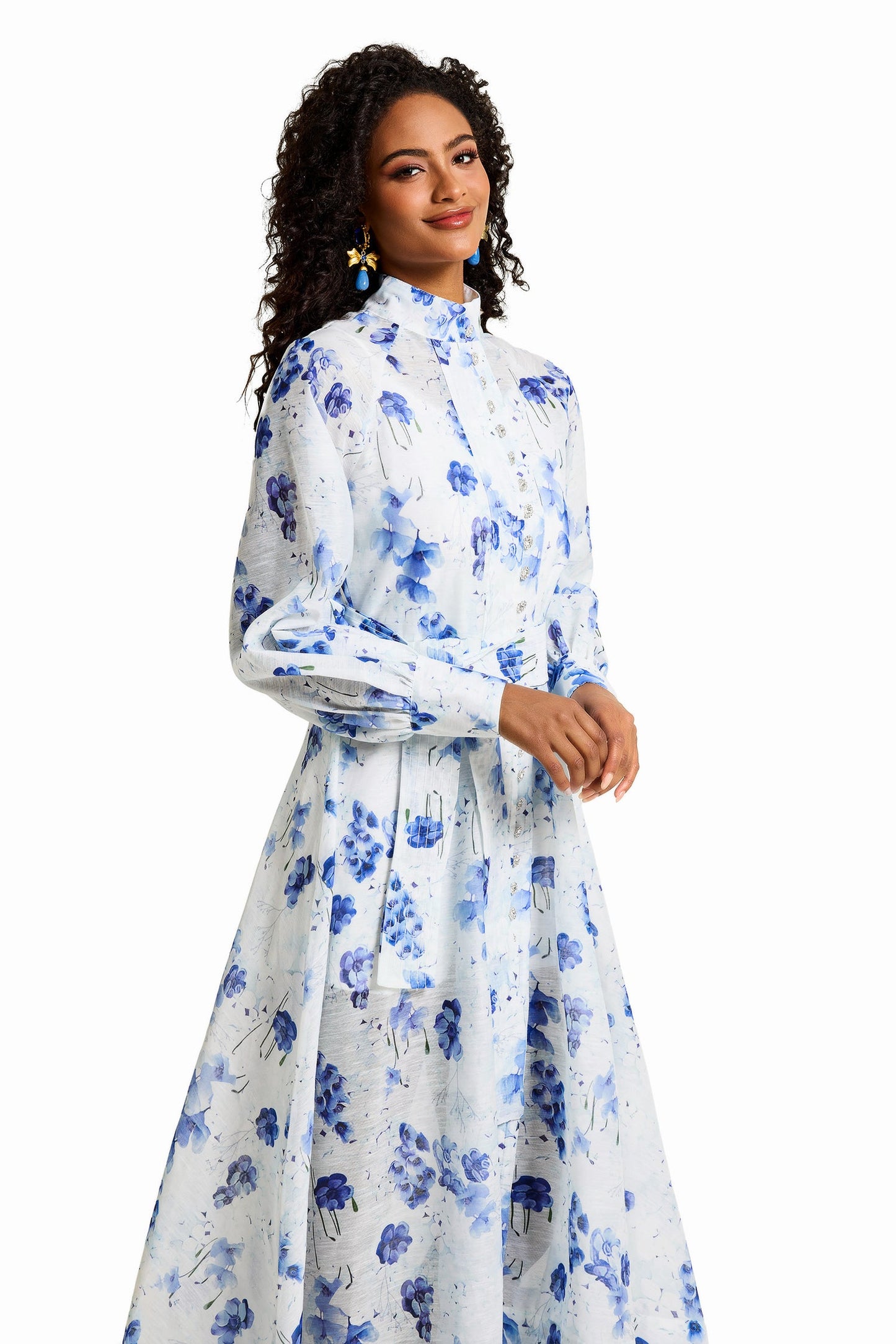 Beautifully Crafted Dress in a Classic Style