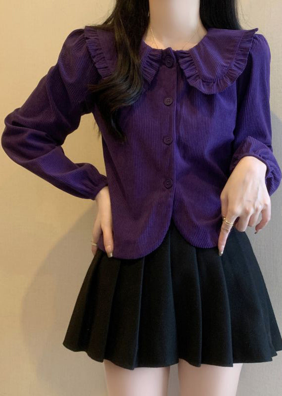 Sophisticated Blouse with a Clean Classic Look