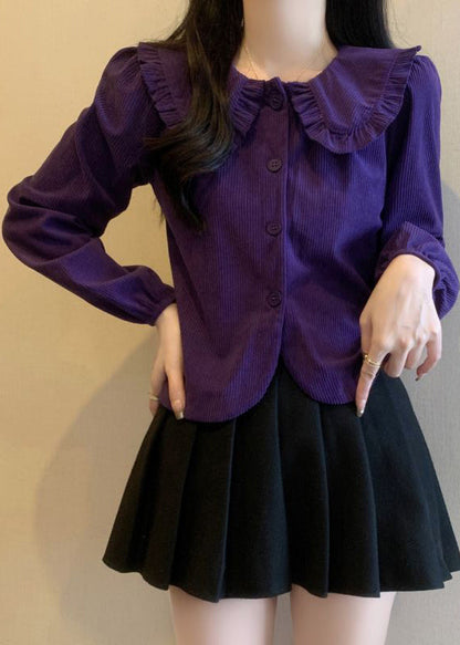 Sophisticated Blouse with a Clean Classic Look