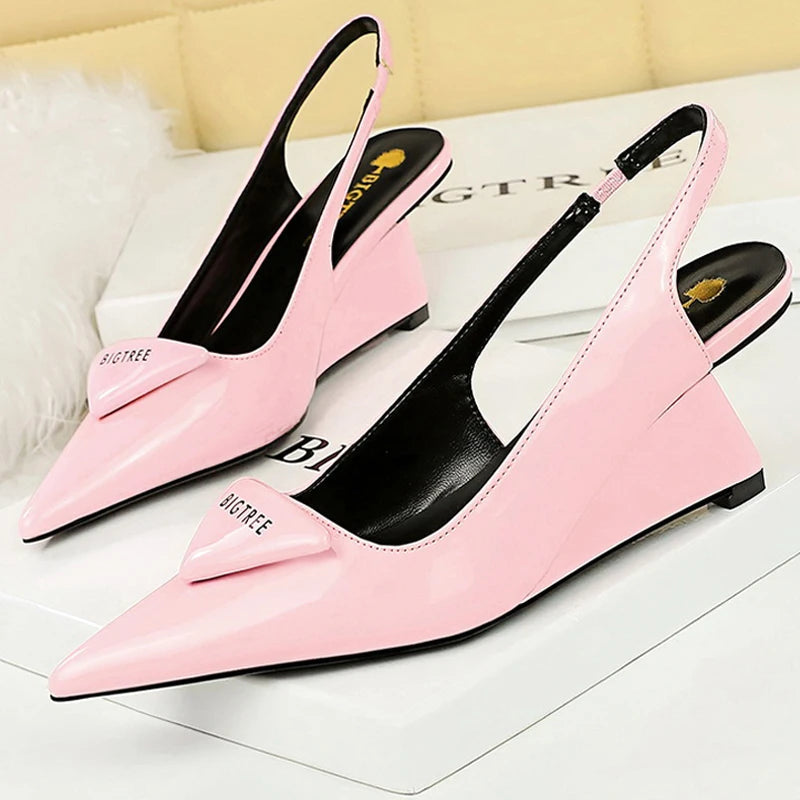 Elegantly Styled Heels for Everyday Wear