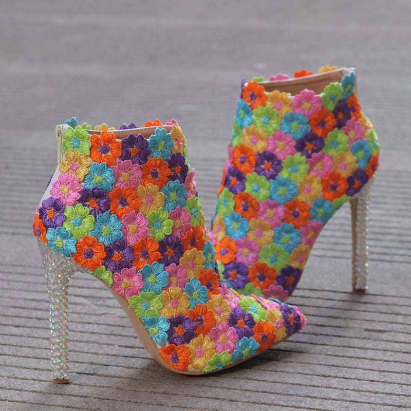 Classic Vintage Boots with a Flattering Fit