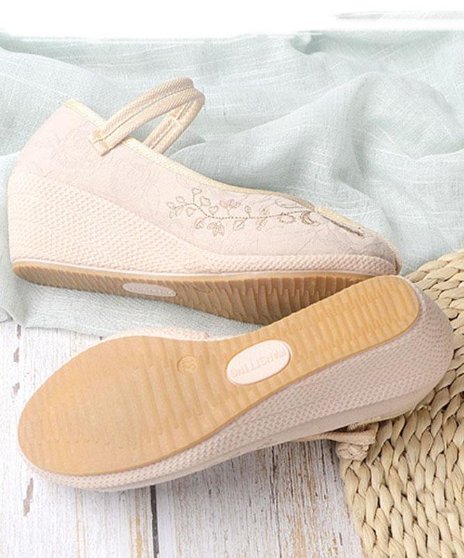 Sophisticated Heels with a Clean Classic Look