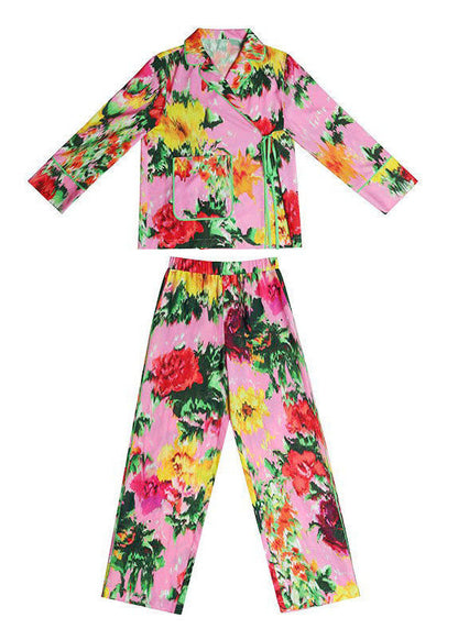Gracefully Styled Garment for Any Occasion