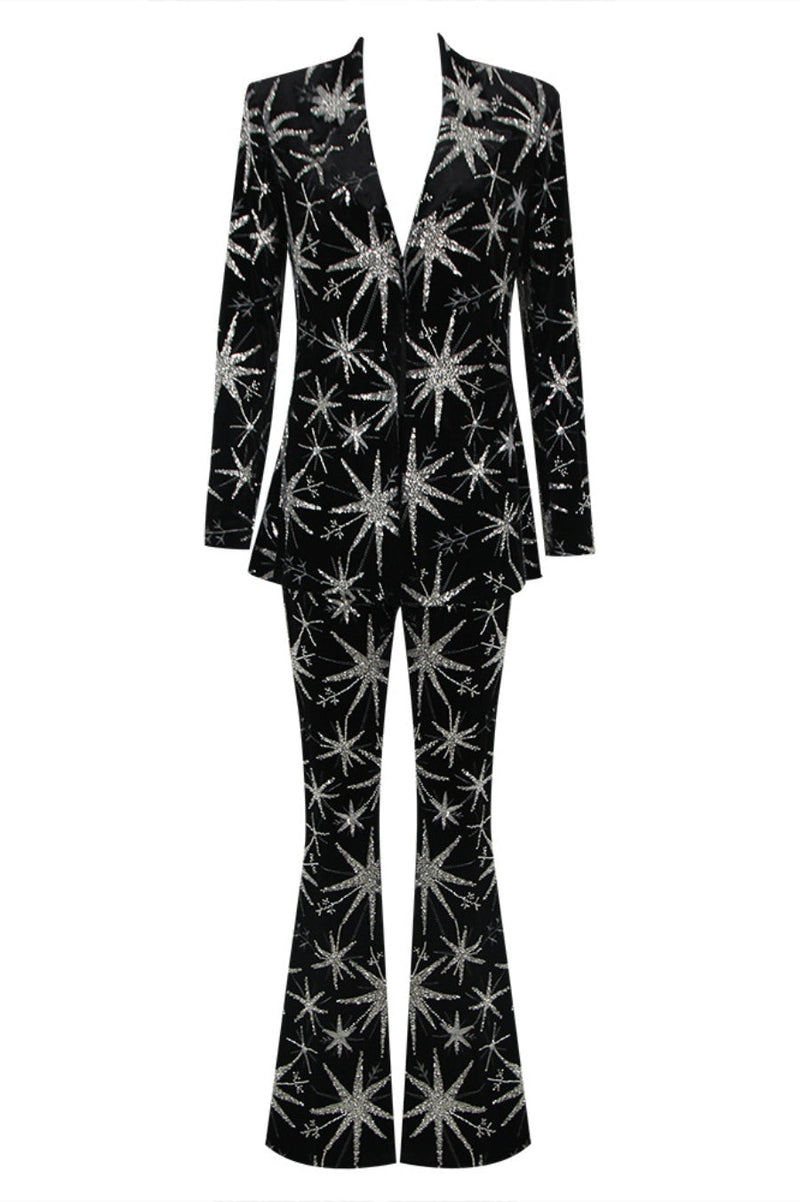 Sophisticated Garment with a Clean Classic Look