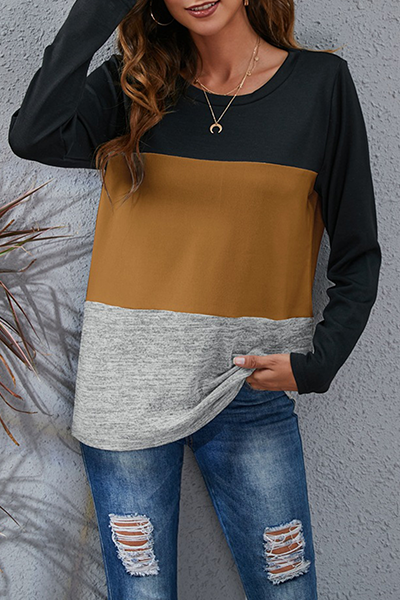 Well Tailored Top with a Graceful Silhouette