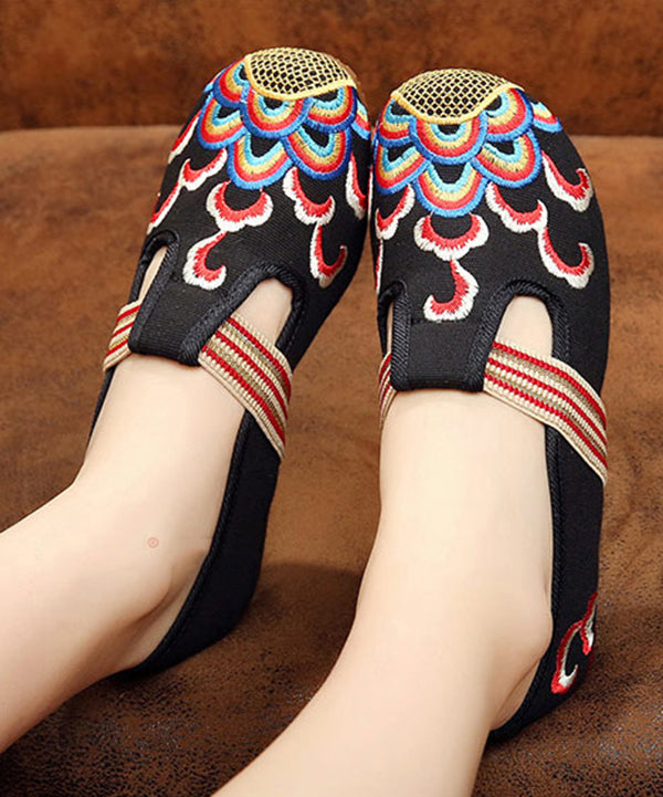 Classic Vintage Shoes with a Flattering Fit