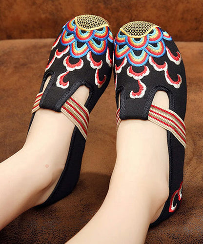 Classic Vintage Shoes with a Flattering Fit