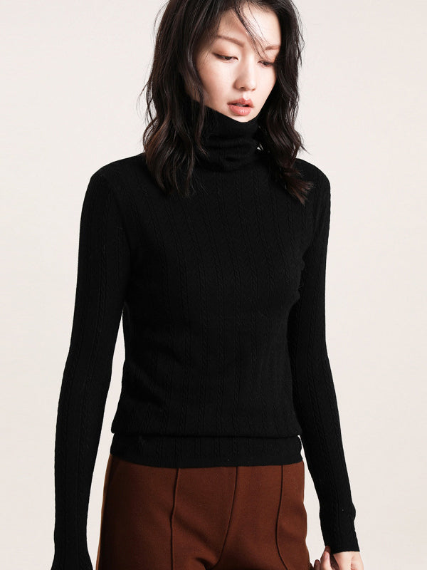Classic Vintage Sweater with a Flattering Fit