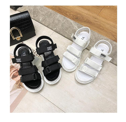 Elegantly Styled Sandals for Everyday Wear