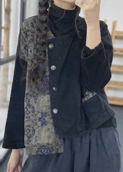Effortlessly Elegant Jacket with a Timeless Design