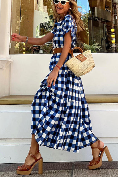 Sophisticated Dress with a Clean Classic Look
