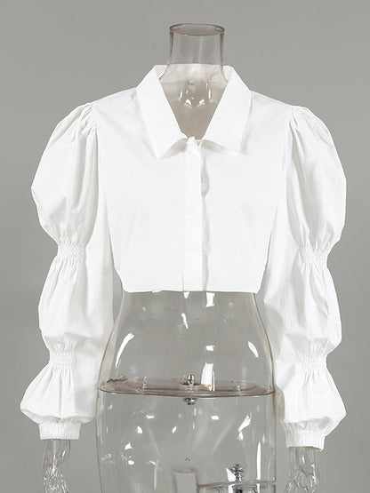 Effortlessly Elegant Blouse with a Timeless Design