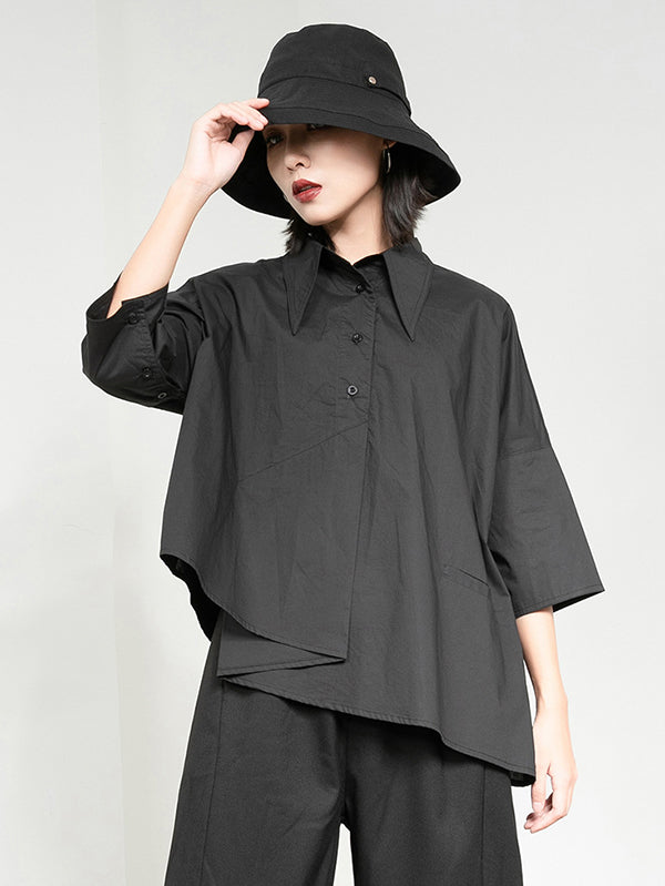 Beautifully Crafted Blouse in a Classic Style