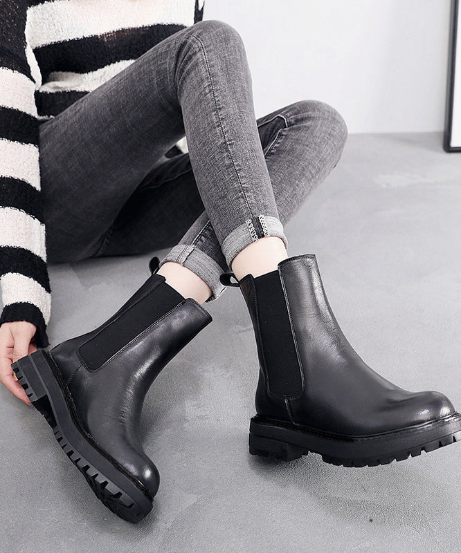 Beautifully Finished Boots in a Timeless Design
