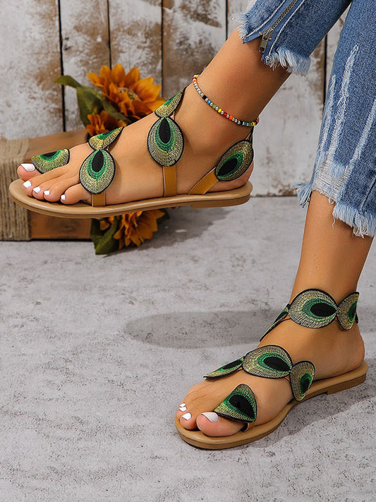 Well Tailored Sandals with a Graceful Silhouette